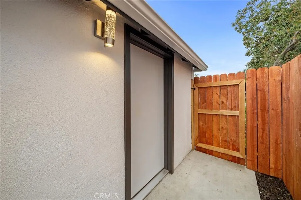 5815 Saloma Avenue, Sherman Oaks, California 91411 home-pic-37